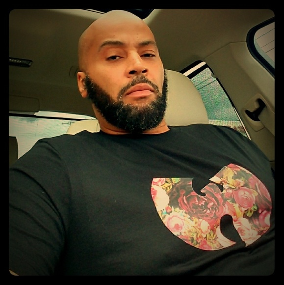 UNISEX ROSE FLORAL WU - TANG BEAUTIFUL TEE!! - Picture 4 of 8